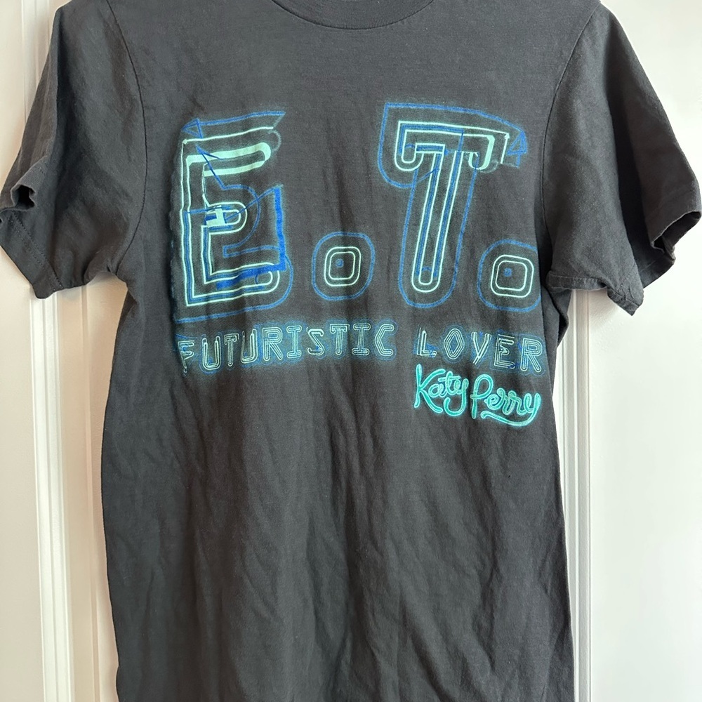 Katy Perry E.T. Futuristic Lover Graphic Tee with Blue/Teal Print